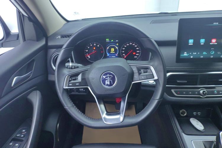 Used BYD Song 2020 Classic Edition 1.5T Automatic Elite Model Steering Wheel