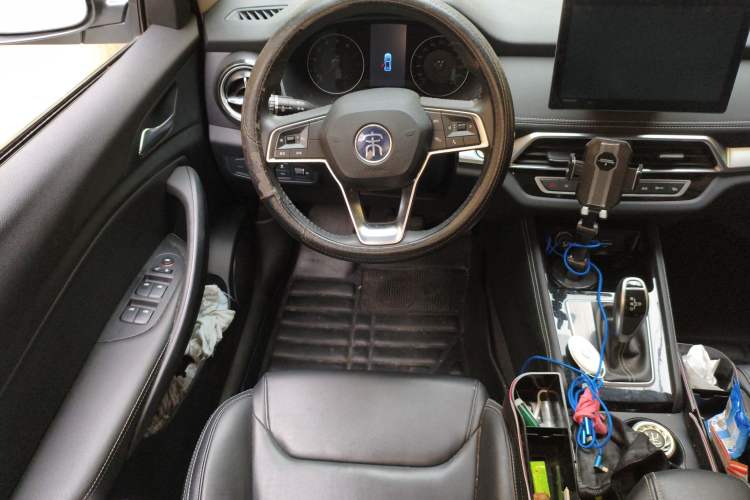 Used BYD Song 2020 Classic Edition 1.5T Automatic Elite Model Steering Wheel