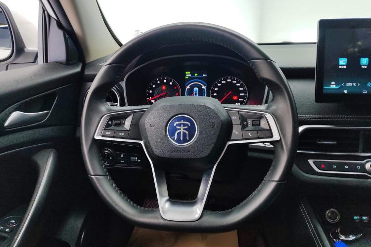 Used BYD Song 2020 Classic Edition 1.5T Automatic Elite Model Steering Wheel