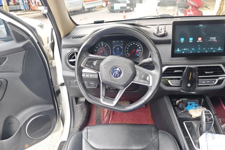 Used BYD Song 2020 Classic Edition 1.5T Automatic Elite Model Steering Wheel