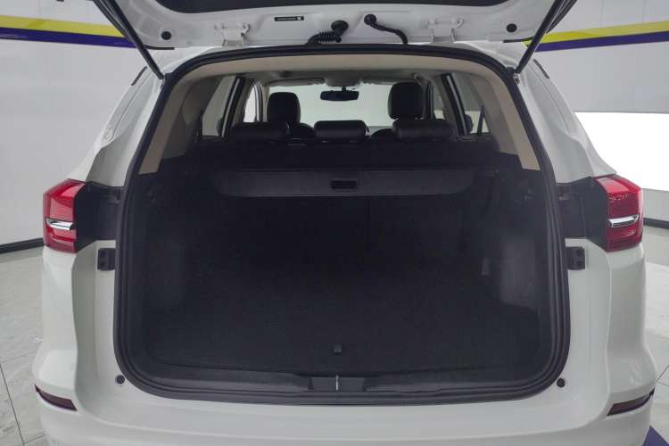 Used BYD Song 2020 Classic Edition 1.5T Automatic Elite Model Trunk