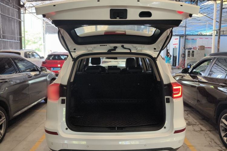 Used BYD Song 2020 Classic Edition 1.5T Automatic Elite Model Trunk
