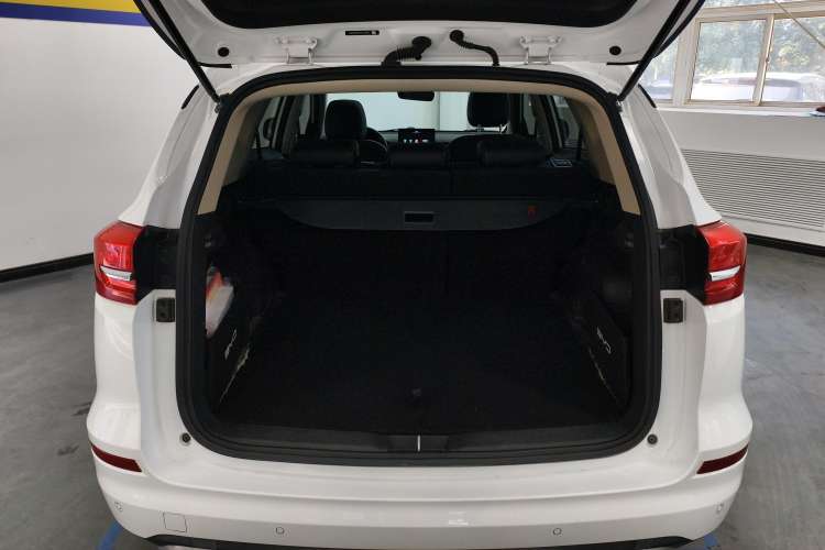 Used BYD Song 2020 Classic Edition 1.5T Automatic Elite Model Trunk