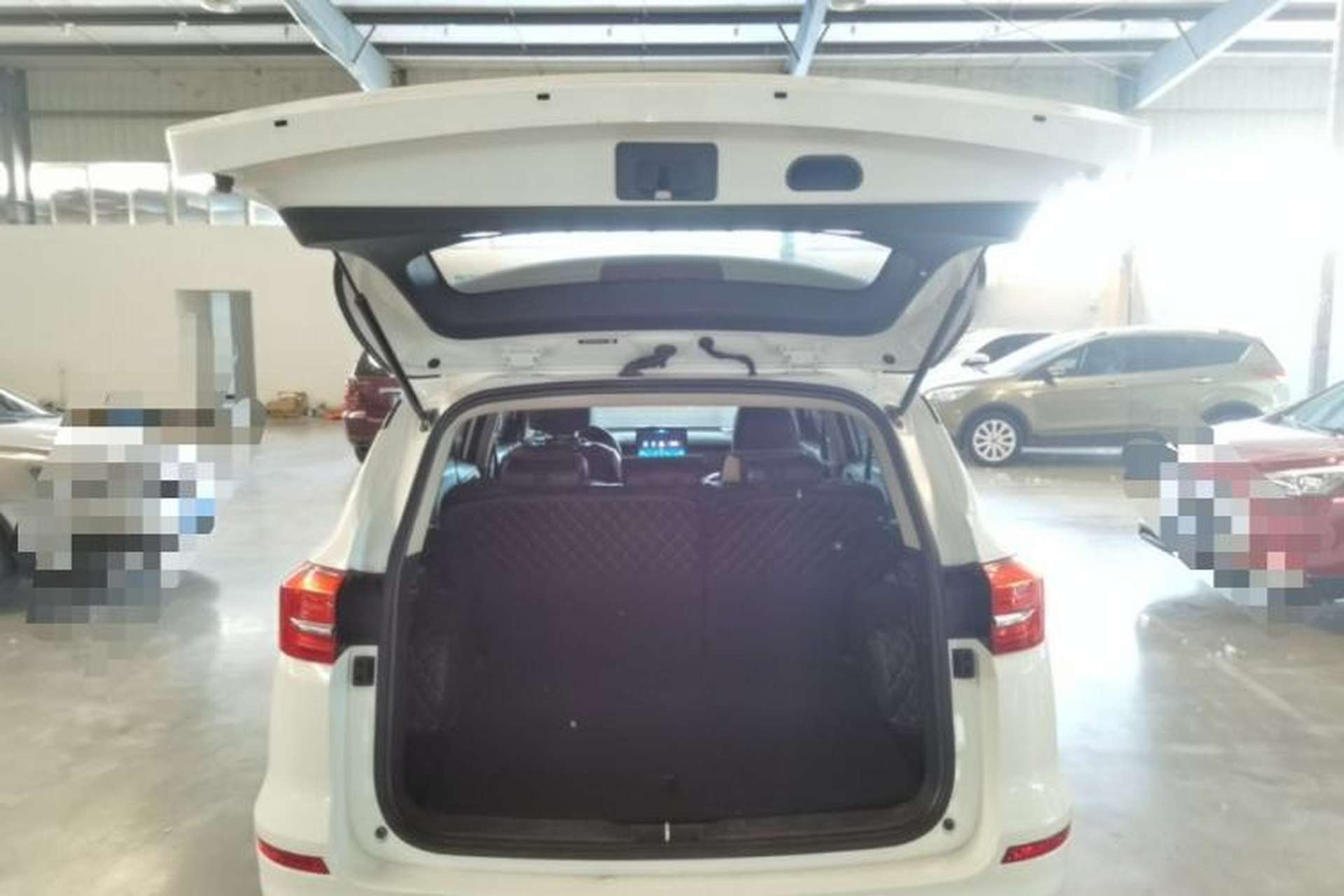 Used BYD Song 2020 Classic Edition 1.5T Automatic Elite Model Trunk
