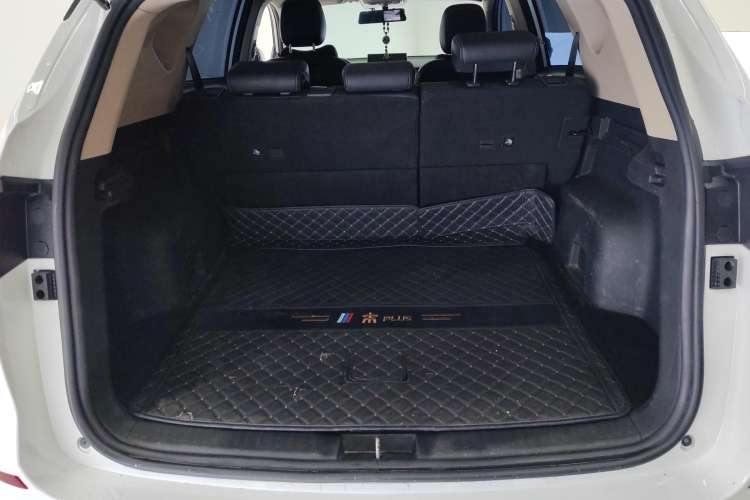 Used BYD Song 2020 Classic Edition 1.5T Automatic Elite Model Trunk