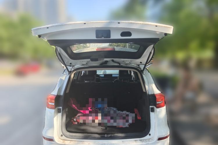 Used BYD Song 2020 Classic Edition 1.5T Automatic Elite Model Trunk