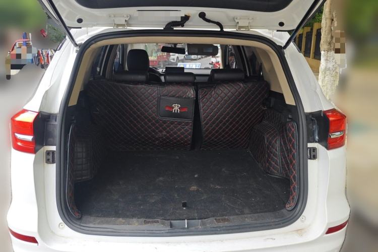 Used BYD Song 2020 Classic Edition 1.5T Automatic Elite Model Trunk