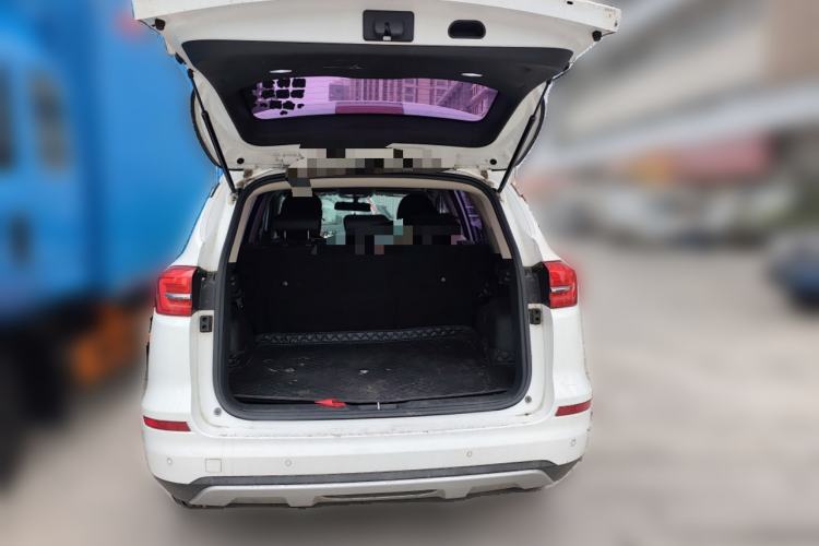 Used BYD Song 2020 Classic Edition 1.5T Automatic Elite Model Trunk