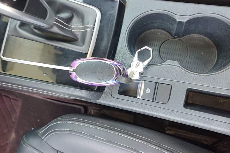 Used BYD Song 2020 Classic Edition 1.5T Automatic Elite Model Vehicle Key