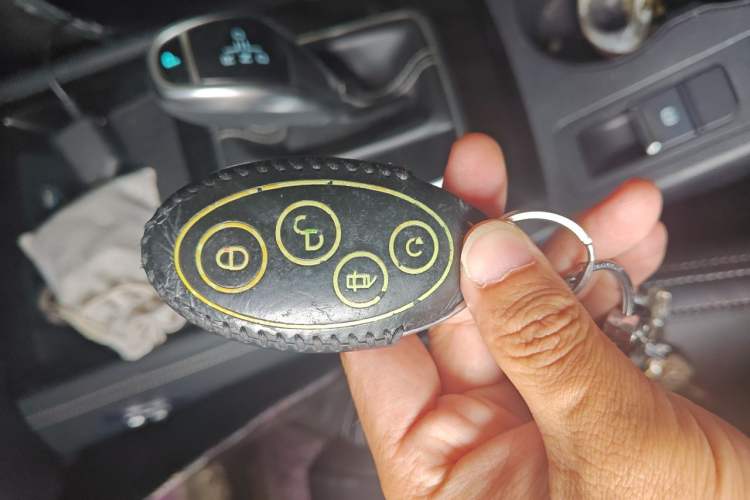 Used BYD Song 2020 Classic Edition 1.5T Automatic Elite Model Vehicle Key