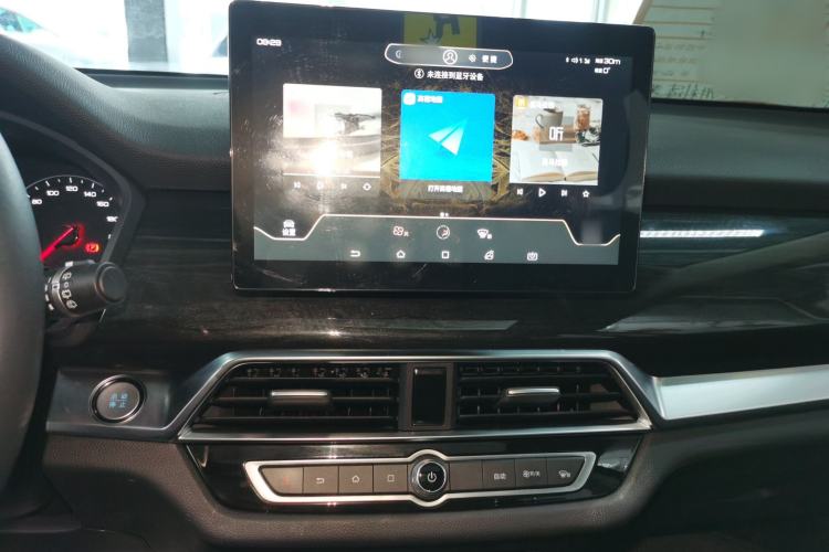 Used BYD Song 2021 Classic Edition 1.5T Automatic Elite Model Audio And AC Panel