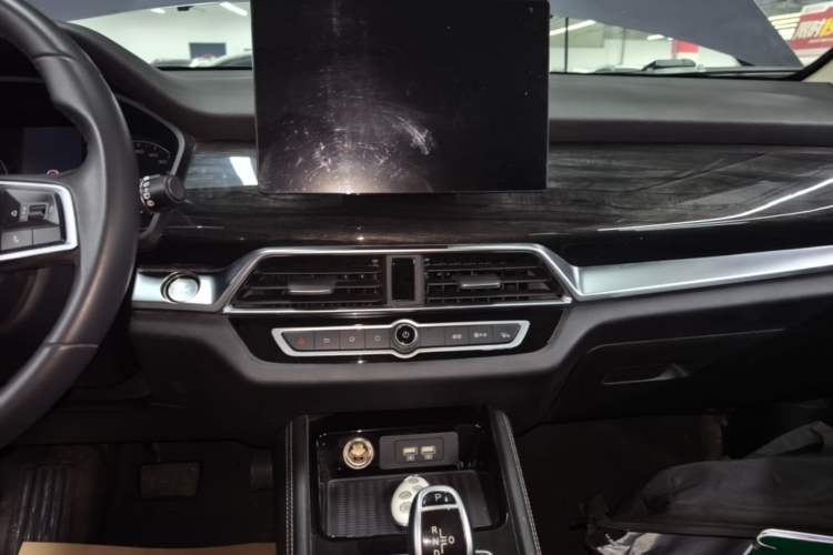 Used BYD Song 2021 Classic Edition 1.5T Automatic Elite Model Audio And AC Panel