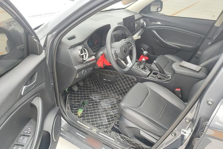 Used BYD Song 2021 Classic Edition 1.5T Manual Luxury Model Driver Seat
