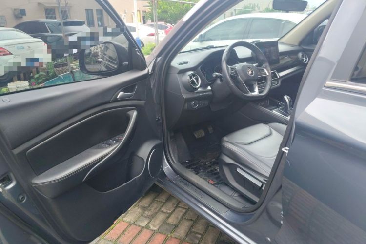 Used BYD Song 2021 Classic Edition 1.5T Automatic Elite Model Driver Seat