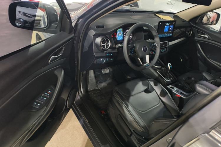 Used BYD Song 2021 Classic Edition 1.5T Automatic Elite Model Driver Seat