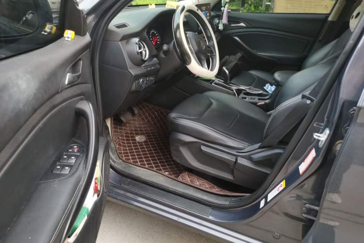 Used BYD Song 2021 Classic Edition 1.5T Automatic Elite Model Driver Seat