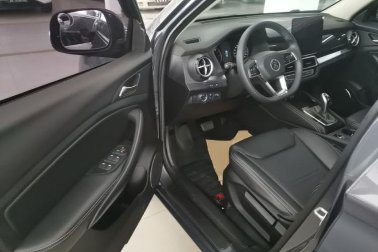 Used BYD Song 2021 Classic Edition 1.5T Automatic Elite Model Driver Seat