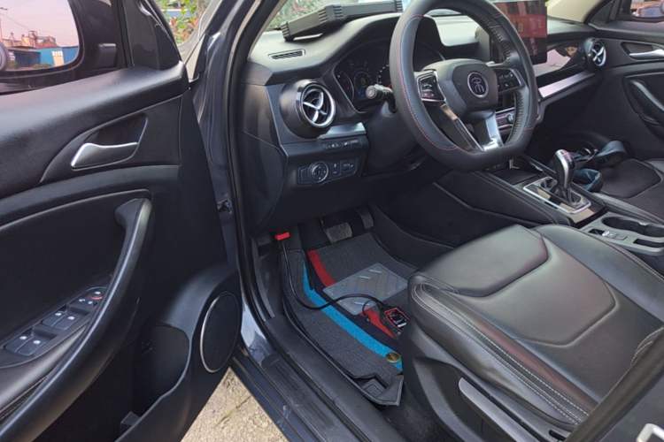 Used BYD Song 2021 Classic Edition 1.5T Automatic Elite Model Driver Seat