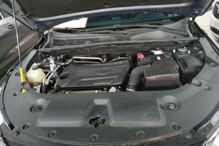 Used BYD Song 2021 Classic Edition 1.5T Automatic Elite Model Engine Bay