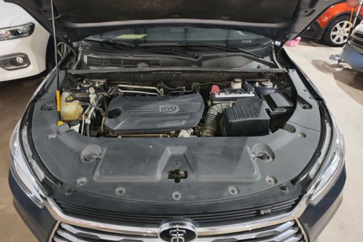 Used BYD Song 2021 Classic Edition 1.5T Automatic Elite Model Engine Bay