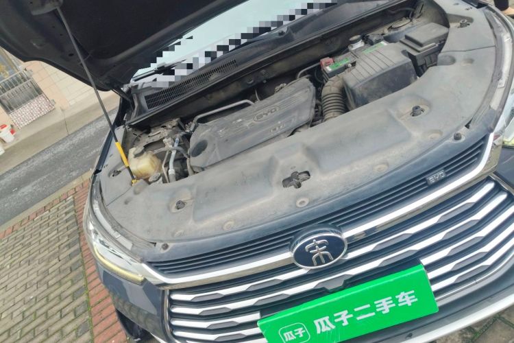 Used BYD Song 2021 Classic Edition 1.5T Automatic Elite Model Engine Bay Right