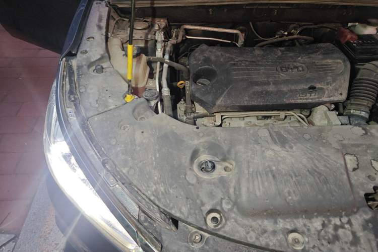 Used BYD Song 2021 Classic Edition 1.5T Automatic Elite Model Engine Bay Right