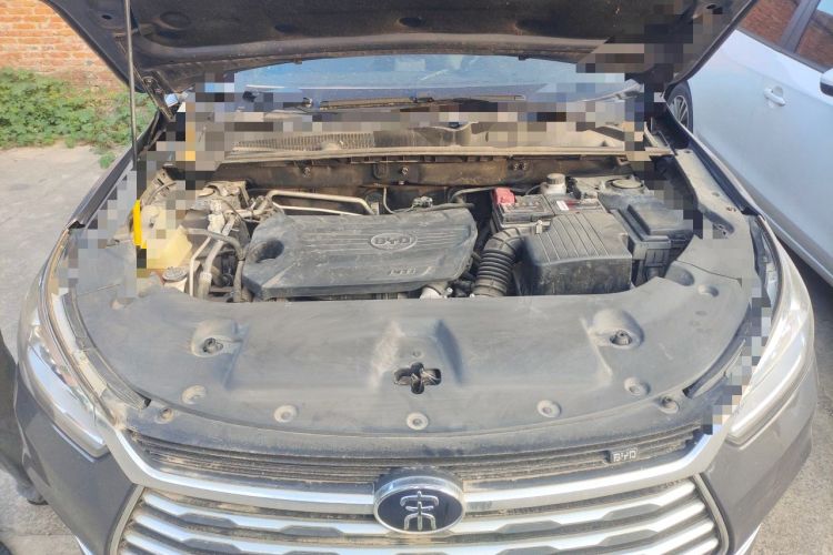 Used BYD Song 2021 Classic Edition 1.5T Automatic Elite Model Engine Bay