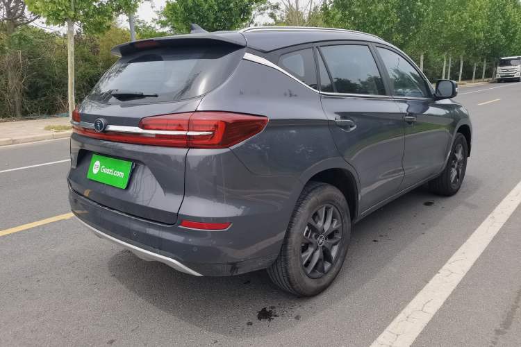Used BYD Song 2021 Classic Edition 1.5T Automatic Luxury Model Exterior 11