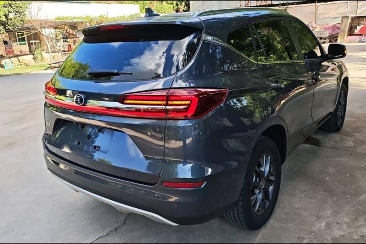 Used BYD Song 2021 Classic Edition 1.5T Automatic Luxury Model Exterior 7