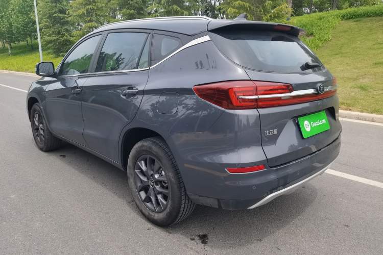 Used BYD Song 2021 Classic Edition 1.5T Automatic Luxury Model Exterior 8