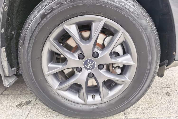 Used BYD Song 2021 Classic Edition 1.5T Automatic Luxury Model Exterior 8