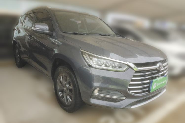 Used BYD Song 2021 Classic Edition 1.5T Automatic Elite Model Front Right 45 Deg