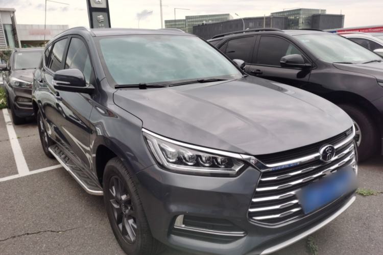 Used BYD Song 2021 Classic Edition 1.5T Automatic Elite Model Front Right 45 Deg