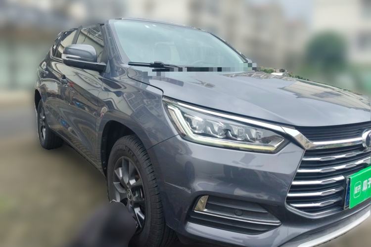Used BYD Song 2021 Classic Edition 1.5T Automatic Elite Model Front Right 45 Deg