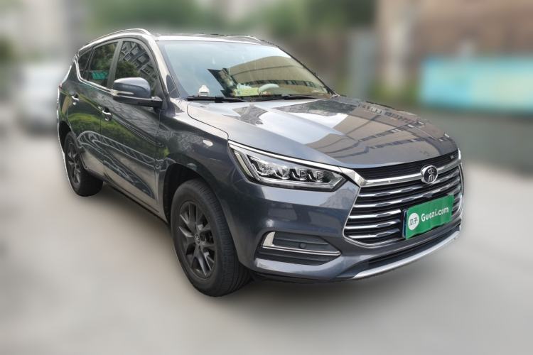 Used BYD Song 2021 Classic Edition 1.5T Automatic Elite Model Front Right 45 Deg