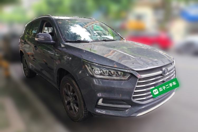 Used BYD Song 2021 Classic Edition 1.5T Automatic Elite Model Front Right 45 Deg