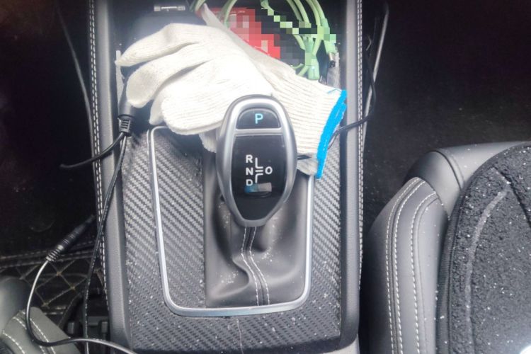 Used BYD Song 2021 Classic Edition 1.5T Automatic Elite Model Gear Lever