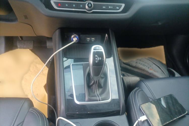 Used BYD Song 2021 Classic Edition 1.5T Automatic Luxury Model Gear Lever