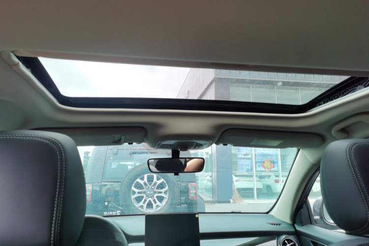 Used BYD Song 2021 Classic Edition 1.5T Automatic Elite Model Headliner