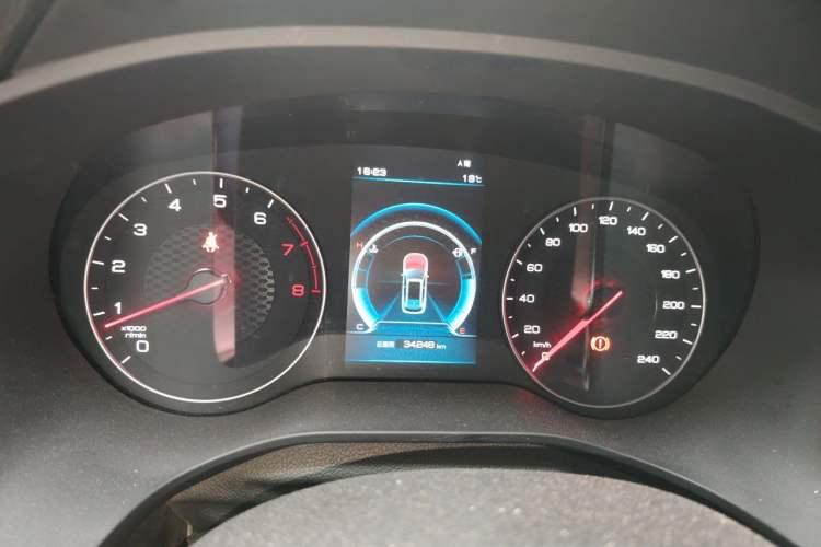 Used BYD Song 2021 Classic Edition 1.5T Manual Luxury Model Instrument Cluster