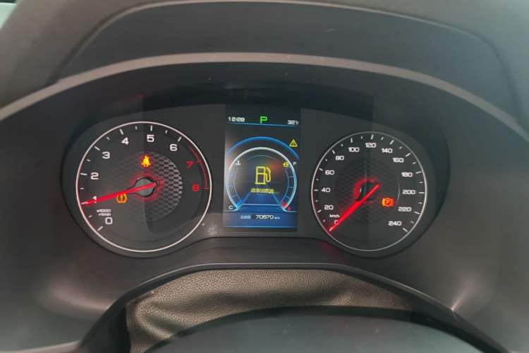 Used BYD Song 2021 Classic Edition 1.5T Automatic Elite Model Instrument Cluster
