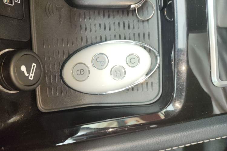 Used BYD Song 2021 Classic Edition 1.5T Automatic Elite Model Interior 1