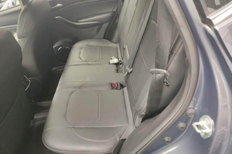 Used BYD Song 2021 Classic Edition 1.5T Automatic Elite Model Interior 2