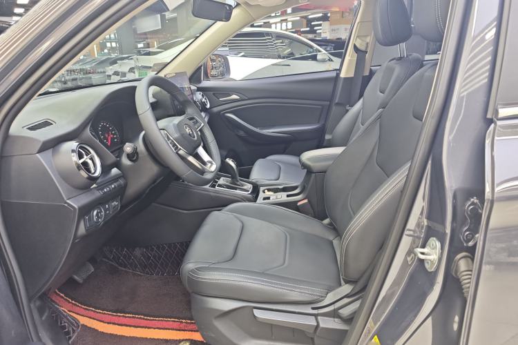 Used BYD Song 2021 Classic Edition 1.5T Automatic Elite Model Interior 4