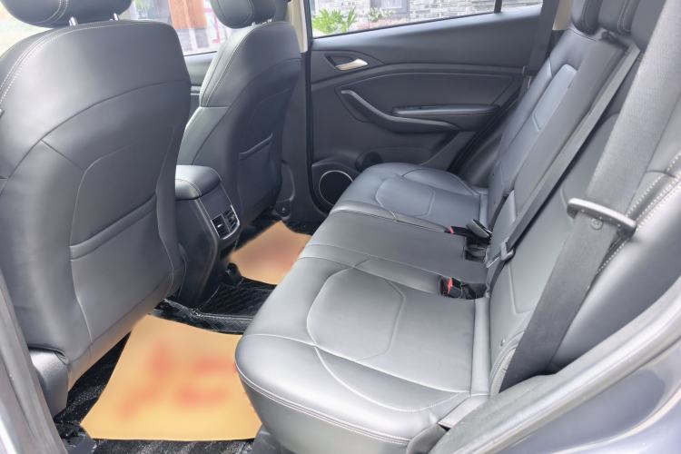 Used BYD Song 2021 Classic Edition 1.5T Automatic Luxury Model Interior 5