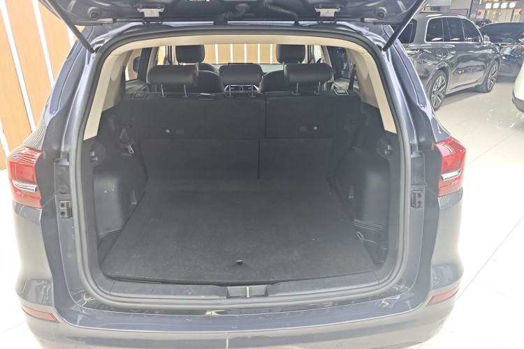 Used BYD Song 2021 Classic Edition 1.5T Automatic Elite Model Interior 6