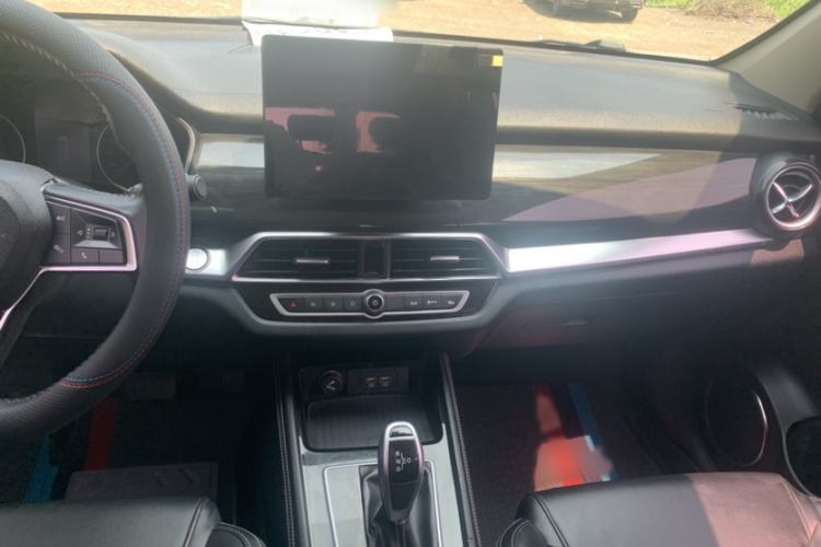 Used BYD Song 2021 Classic Edition 1.5T Automatic Elite Model Interior 6