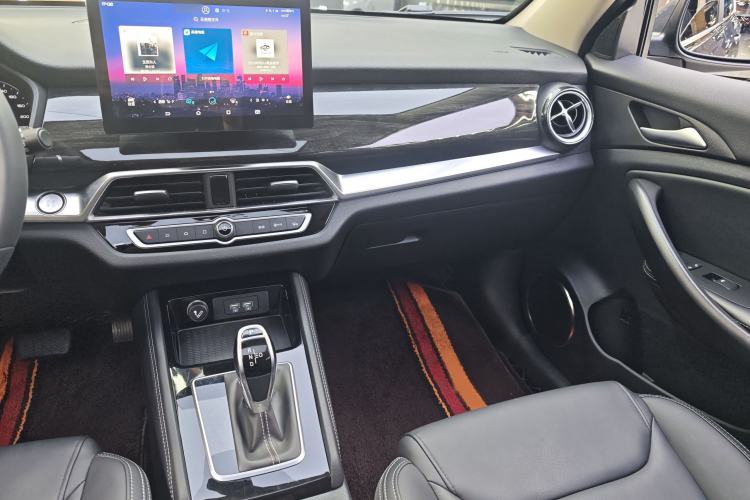 Used BYD Song 2021 Classic Edition 1.5T Automatic Elite Model Interior 7