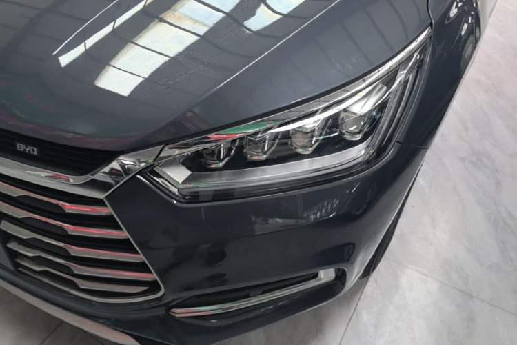 Used BYD Song 2021 Classic Edition 1.5T Automatic Elite Model Left Front Headlight