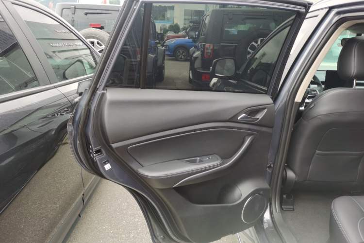 Used BYD Song 2021 Classic Edition 1.5T Automatic Elite Model Left Rear Door Interior
